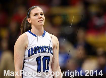 Thumbnail 3 in Valor Christian vs. Broomfield (CHSAA 4A Semifinal) photogallery.
