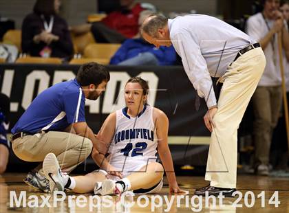 Thumbnail 2 in Valor Christian vs. Broomfield (CHSAA 4A Semifinal) photogallery.