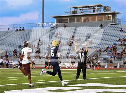 Thumbnail 3 in Waller vs Klein Collins photogallery.