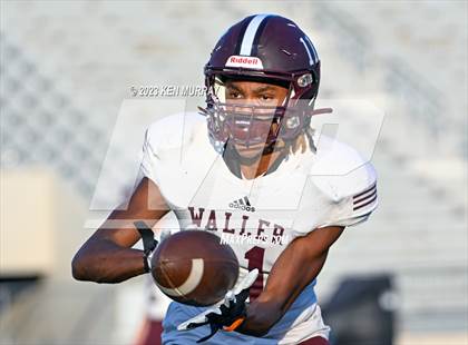 Thumbnail 1 in Waller vs Klein Collins photogallery.