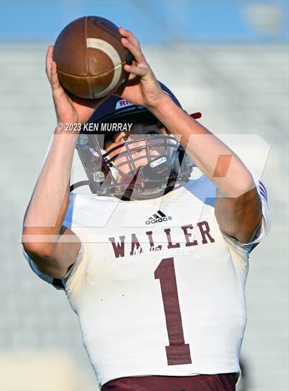 Thumbnail 1 in Waller vs Klein Collins photogallery.