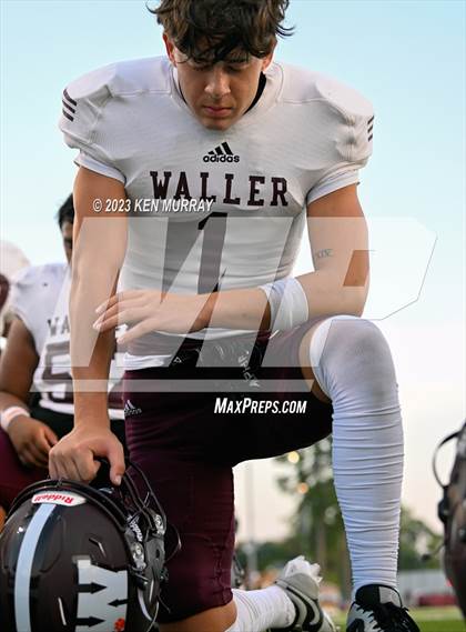 Thumbnail 2 in Waller vs Klein Collins photogallery.