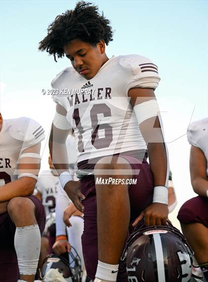 Thumbnail 3 in Waller vs Klein Collins photogallery.