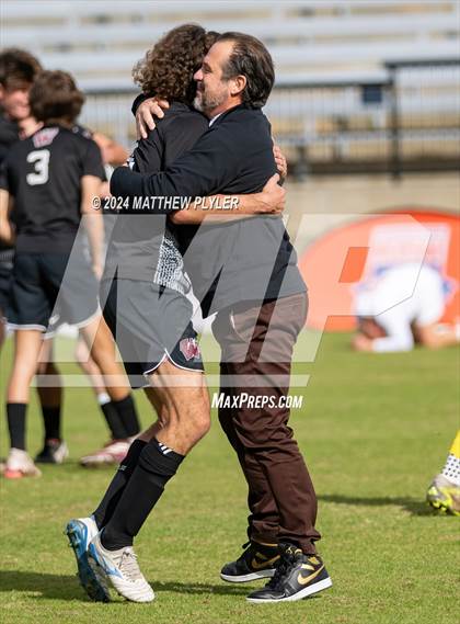 Thumbnail 3 in Marvin Ridge vs. Wakefield (NCHSAA 4A Final) photogallery.
