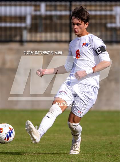 Thumbnail 2 in Marvin Ridge vs. Wakefield (NCHSAA 4A Final) photogallery.