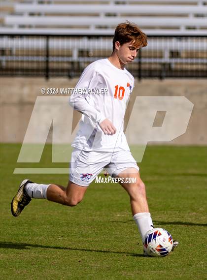Thumbnail 3 in Marvin Ridge vs. Wakefield (NCHSAA 4A Final) photogallery.