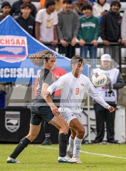 Thumbnail 2 in Marvin Ridge vs. Wakefield (NCHSAA 4A Final) photogallery.