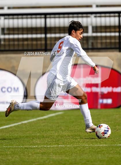 Thumbnail 1 in Marvin Ridge vs. Wakefield (NCHSAA 4A Final) photogallery.