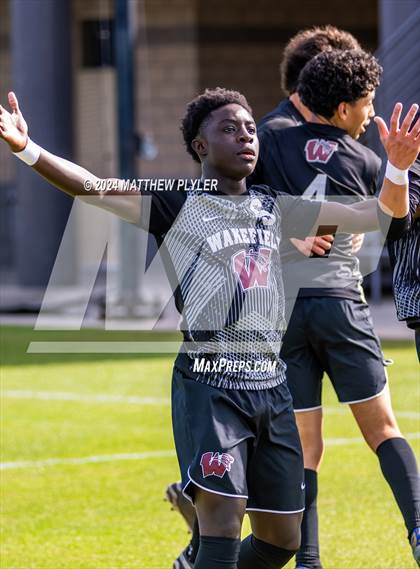 Thumbnail 3 in Marvin Ridge vs. Wakefield (NCHSAA 4A Final) photogallery.