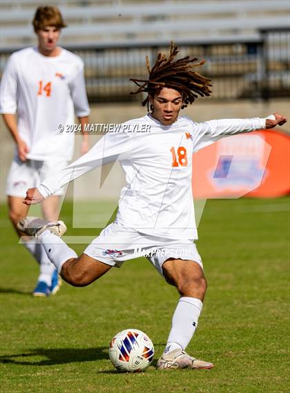 Thumbnail 1 in Marvin Ridge vs. Wakefield (NCHSAA 4A Final) photogallery.