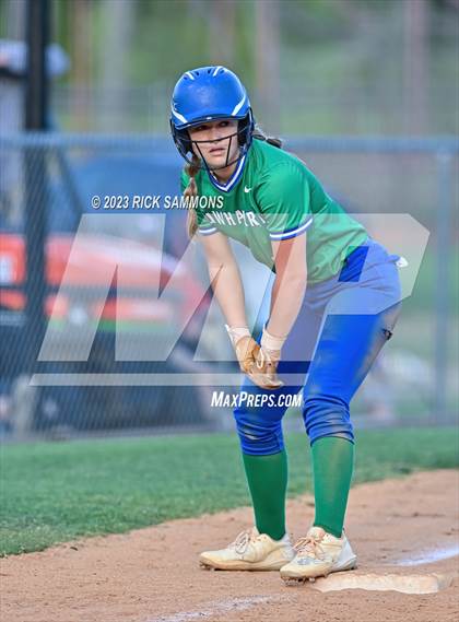 Thumbnail 2 in Uwharrie Charter @ South Stanly (NCHSAA 1A Round 2) photogallery.