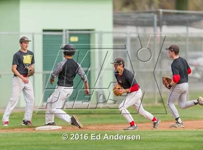 Thumbnail 2 in Bella Vista vs Franklin photogallery.