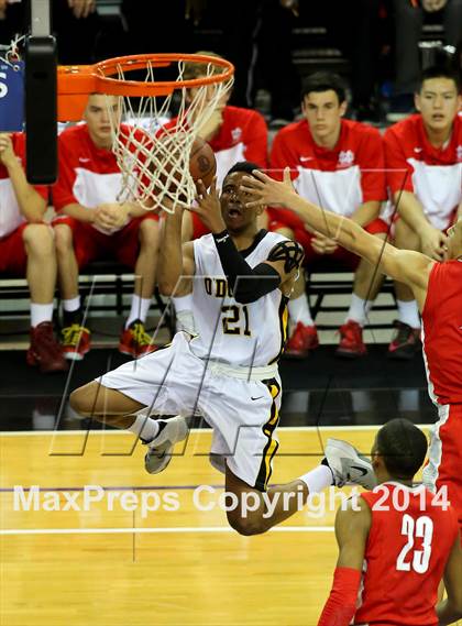 Thumbnail 2 in Bishop O'Dowd vs Mater Dei (CIF State Open Division Final) photogallery.