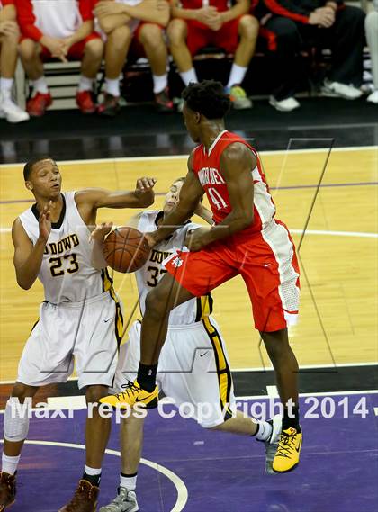 Thumbnail 2 in Bishop O'Dowd vs Mater Dei (CIF State Open Division Final) photogallery.