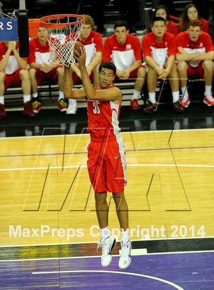 Thumbnail 3 in Bishop O'Dowd vs Mater Dei (CIF State Open Division Final) photogallery.