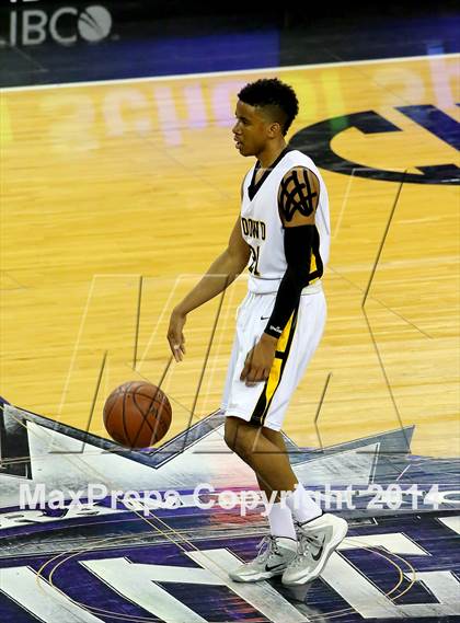 Thumbnail 3 in Bishop O'Dowd vs Mater Dei (CIF State Open Division Final) photogallery.