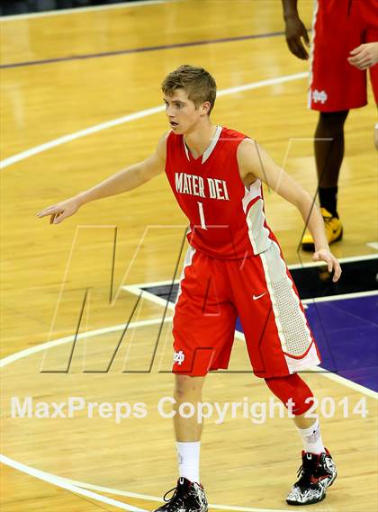 Thumbnail 1 in Bishop O'Dowd vs Mater Dei (CIF State Open Division Final) photogallery.
