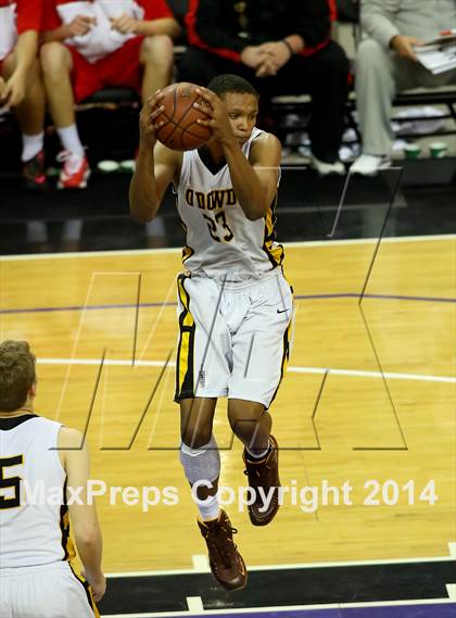 Thumbnail 2 in Bishop O'Dowd vs Mater Dei (CIF State Open Division Final) photogallery.