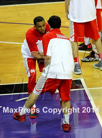 Thumbnail 2 in Bishop O'Dowd vs Mater Dei (CIF State Open Division Final) photogallery.