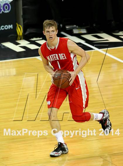 Thumbnail 1 in Bishop O'Dowd vs Mater Dei (CIF State Open Division Final) photogallery.