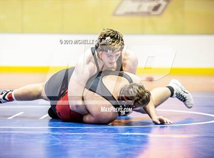 Thumbnail 3 in STWOA Holiday Classic Tournament photogallery.