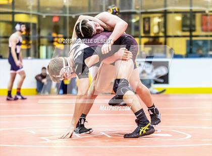 Thumbnail 1 in STWOA Holiday Classic Tournament photogallery.