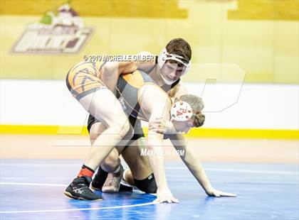 Thumbnail 1 in STWOA Holiday Classic Tournament photogallery.
