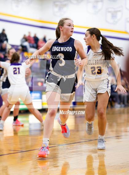 Thumbnail 2 in Edgewood @ Bellbrook photogallery.