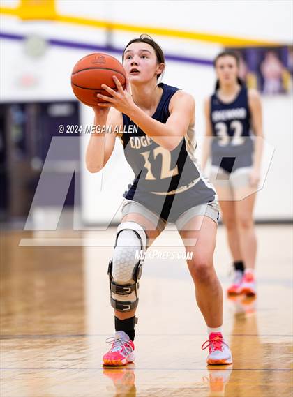 Thumbnail 1 in Edgewood @ Bellbrook photogallery.