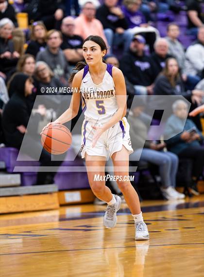 Thumbnail 1 in Edgewood @ Bellbrook photogallery.