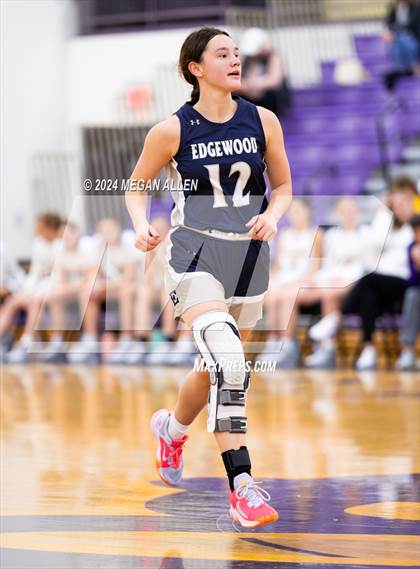 Thumbnail 1 in Edgewood @ Bellbrook photogallery.