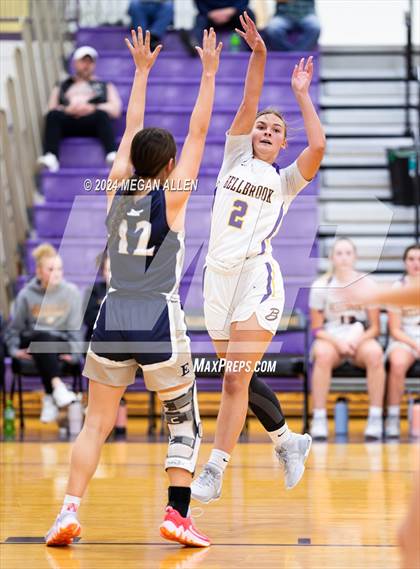 Thumbnail 2 in Edgewood @ Bellbrook photogallery.