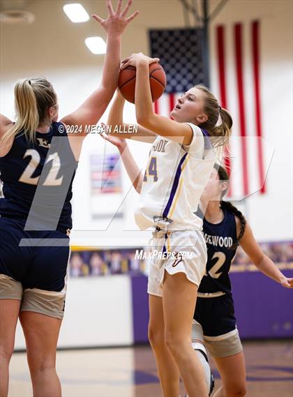 Thumbnail 3 in Edgewood @ Bellbrook photogallery.