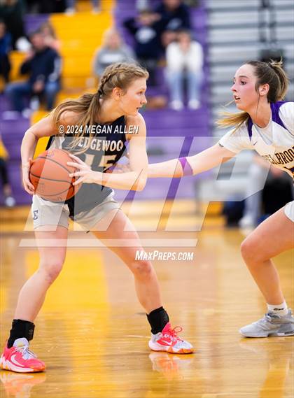 Thumbnail 2 in Edgewood @ Bellbrook photogallery.
