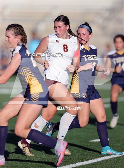 Thumbnail 3 in Stony Point vs. Dripping Springs (UIL 6A Bi-District Playoff) photogallery.