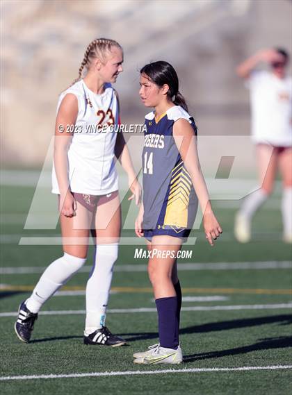 Thumbnail 3 in Stony Point vs. Dripping Springs (UIL 6A Bi-District Playoff) photogallery.