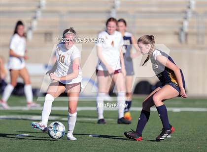Thumbnail 3 in Stony Point vs. Dripping Springs (UIL 6A Bi-District Playoff) photogallery.