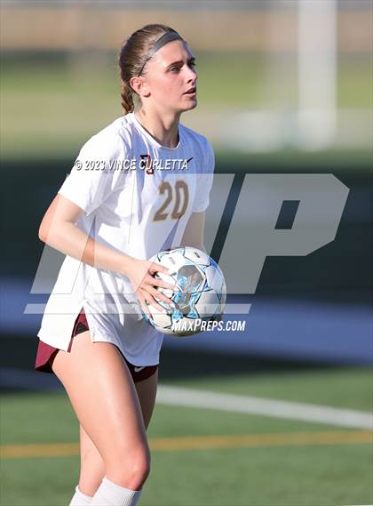 Thumbnail 2 in Stony Point vs. Dripping Springs (UIL 6A Bi-District Playoff) photogallery.