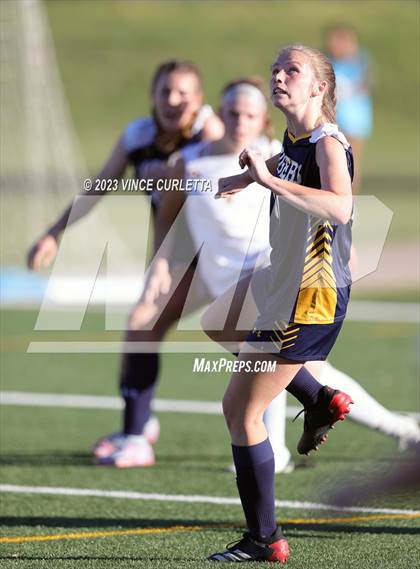 Thumbnail 3 in Stony Point vs. Dripping Springs (UIL 6A Bi-District Playoff) photogallery.