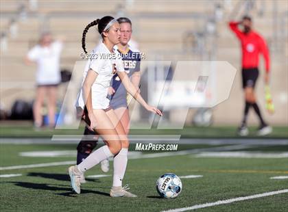 Thumbnail 3 in Stony Point vs. Dripping Springs (UIL 6A Bi-District Playoff) photogallery.