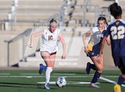 Thumbnail 1 in Stony Point vs. Dripping Springs (UIL 6A Bi-District Playoff) photogallery.