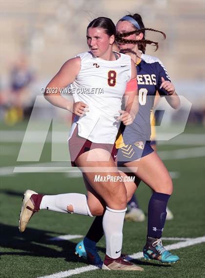 Thumbnail 3 in Stony Point vs. Dripping Springs (UIL 6A Bi-District Playoff) photogallery.