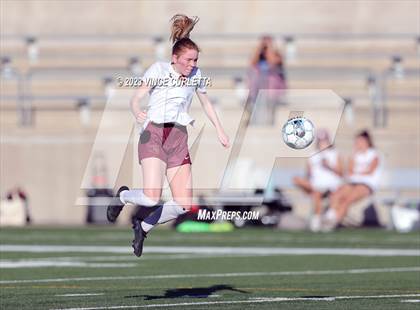 Thumbnail 3 in Stony Point vs. Dripping Springs (UIL 6A Bi-District Playoff) photogallery.