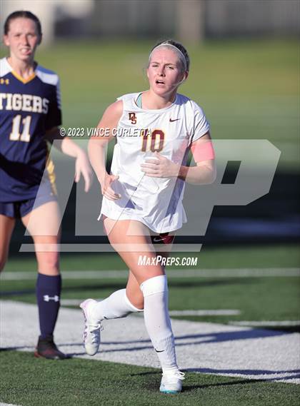 Thumbnail 1 in Stony Point vs. Dripping Springs (UIL 6A Bi-District Playoff) photogallery.