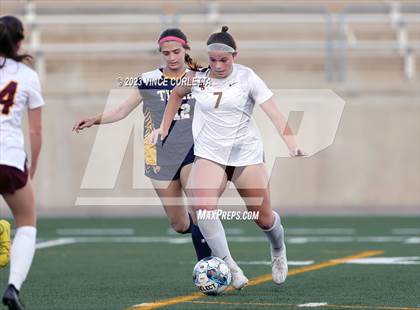 Thumbnail 2 in Stony Point vs. Dripping Springs (UIL 6A Bi-District Playoff) photogallery.