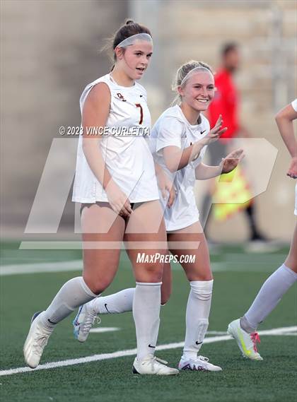 Thumbnail 1 in Stony Point vs. Dripping Springs (UIL 6A Bi-District Playoff) photogallery.