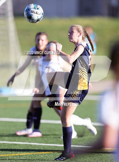 Thumbnail 1 in Stony Point vs. Dripping Springs (UIL 6A Bi-District Playoff) photogallery.