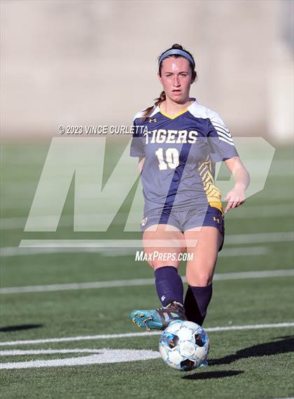 Thumbnail 2 in Stony Point vs. Dripping Springs (UIL 6A Bi-District Playoff) photogallery.