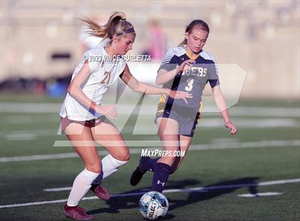 Thumbnail 3 in Stony Point vs. Dripping Springs (UIL 6A Bi-District Playoff) photogallery.