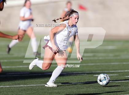 Thumbnail 2 in Stony Point vs. Dripping Springs (UIL 6A Bi-District Playoff) photogallery.